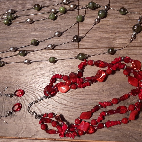 Costume jewelry bundle lot #4 - Picture 2 of 12